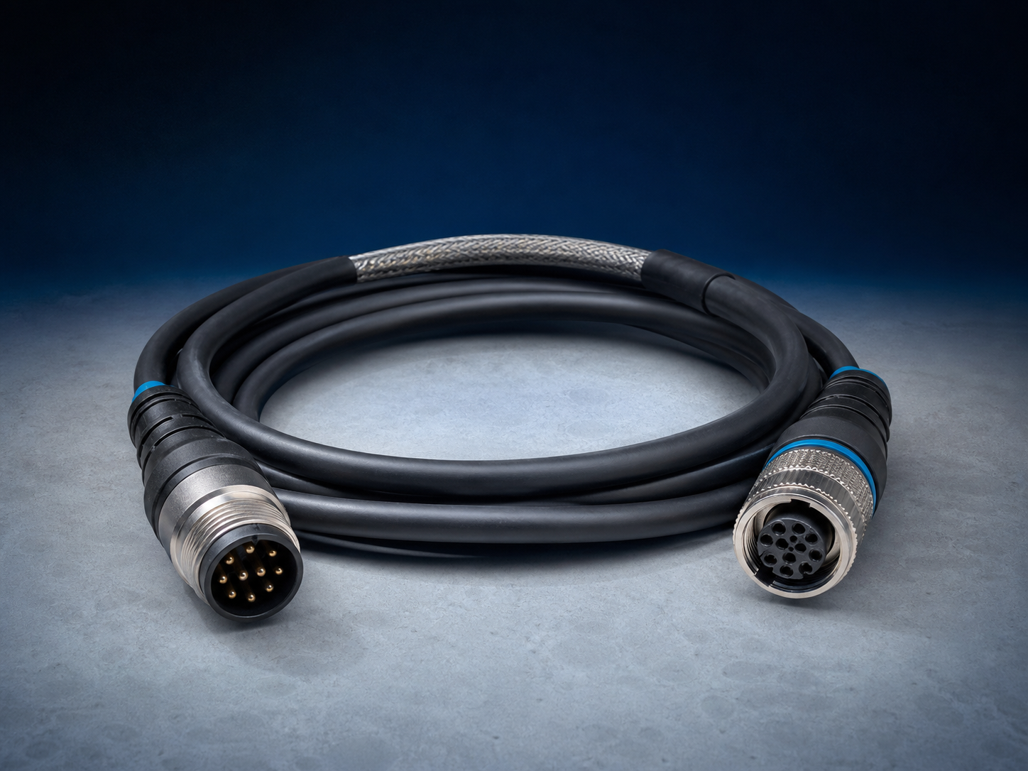 Encoder signal cable with circular industrial connectors